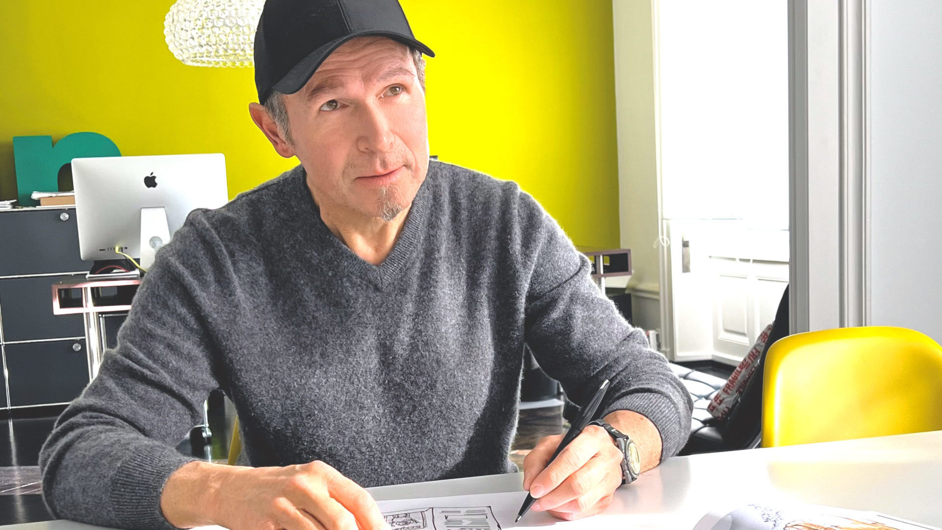 Régis Faivre fondateur de La Factory dans ses bureaux 
rue du Nord 114 à La Chaux-de-Fonds. Photo © DR