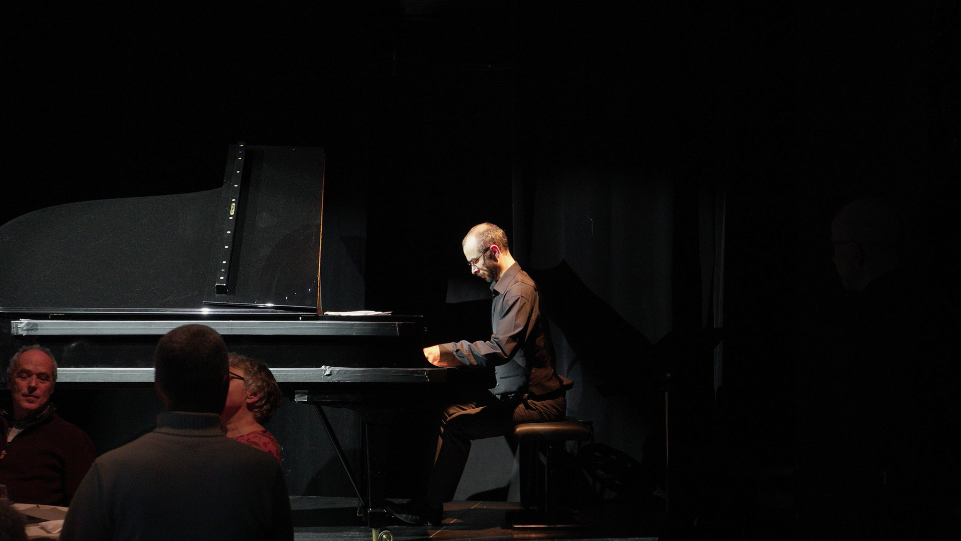 Le pianiste Julien Blanc