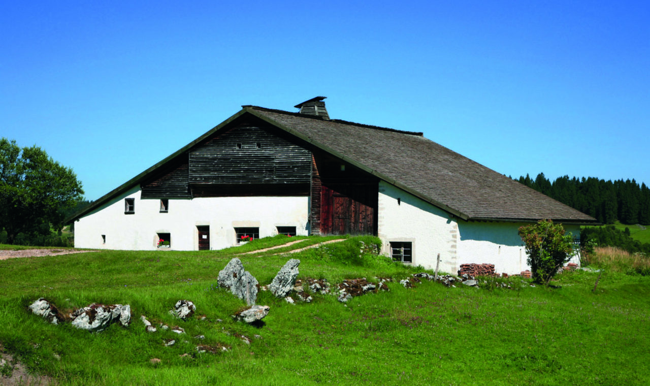 La magnifique Ferme du Grand-Cachot-de-Vent, haut lieu de rencontres et rendez-vous culturels. (dr)