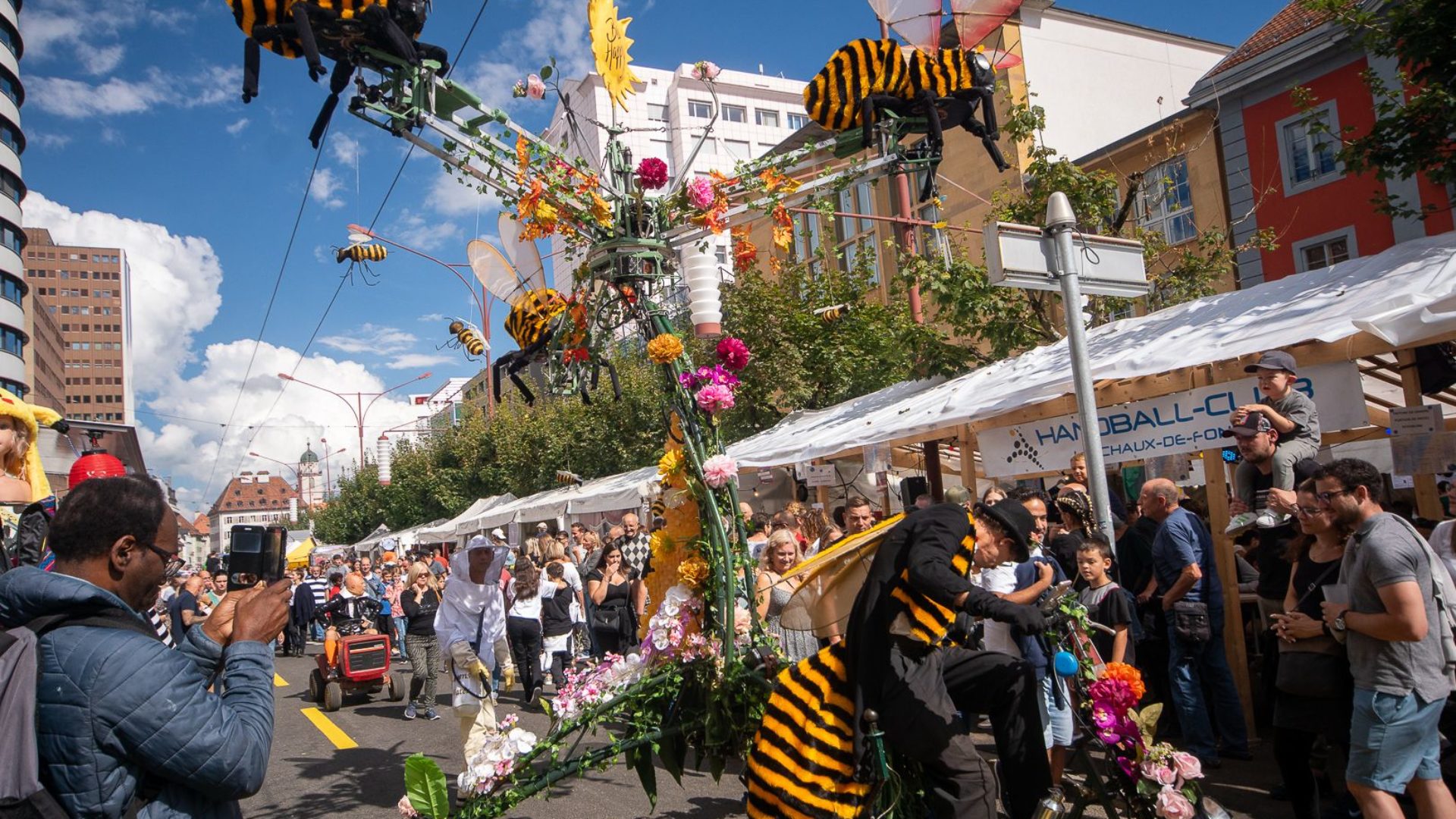 La Braderie 2022 et ses Horlofolies : une édition d’anthologie que le comité de la manifestation espère reconduire cette année. Le Pod va vibrer comme jamais. Pour chasser les images de la tempête ! (Photo arch. : Patrick Chollet)