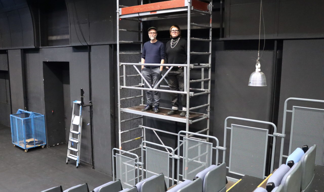 Bientôt à la tête du TPR, Françoise Boillat et Guillaume Béguin ne seront pas pour autant enfermés dans le rôle de ceux qui regardent la culture se faire de loin, emprisonnés dans leur cage dorée.