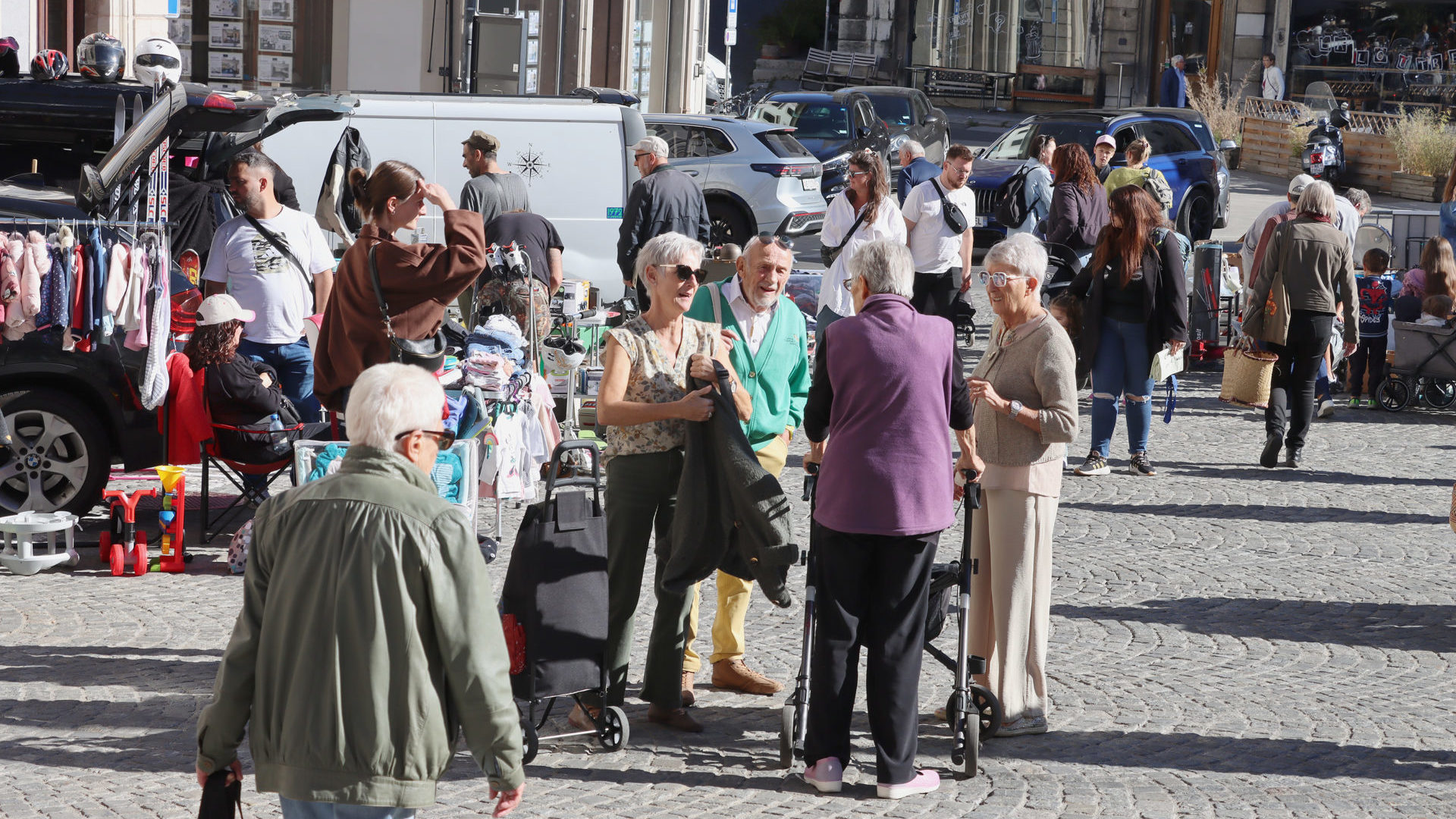 Hyper bazar + marché 40