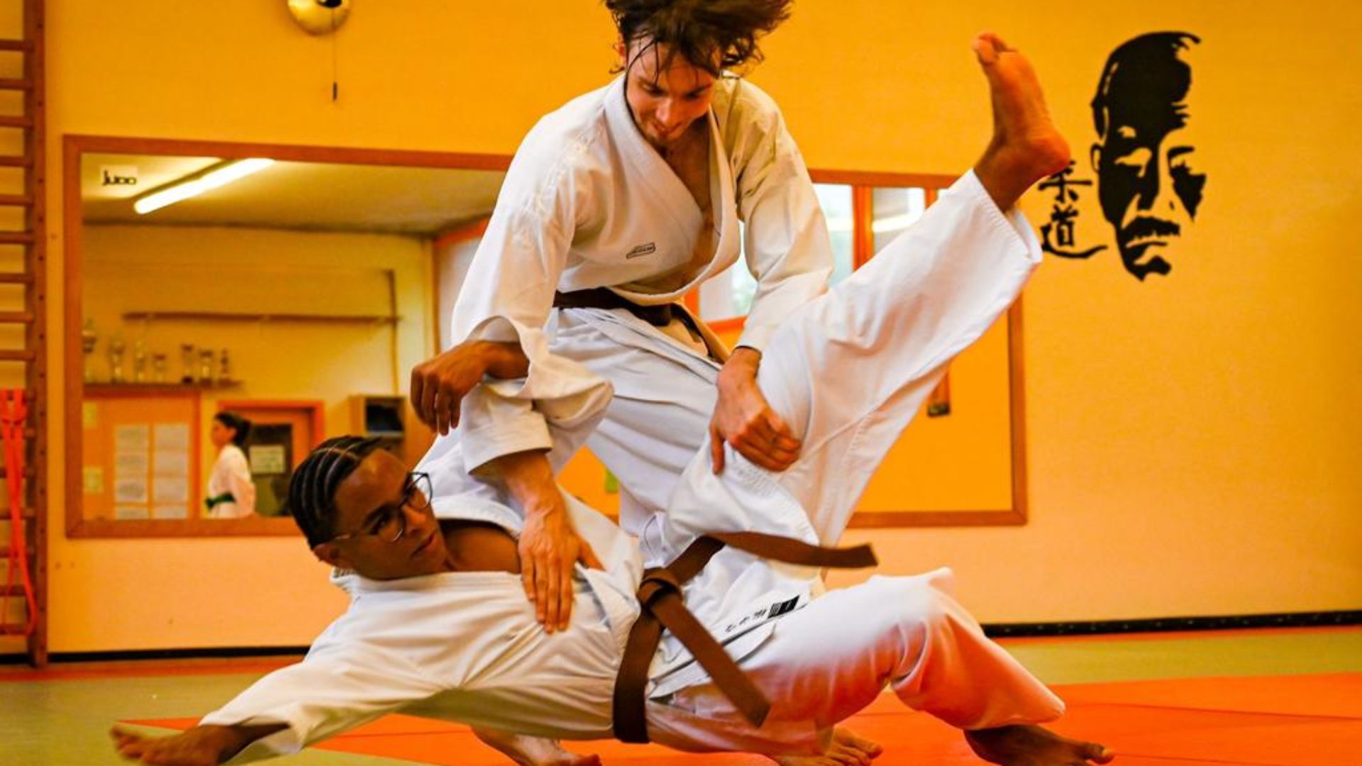 Le judo et ses prises, alliant puissance et agilité. (Photo : JKC).