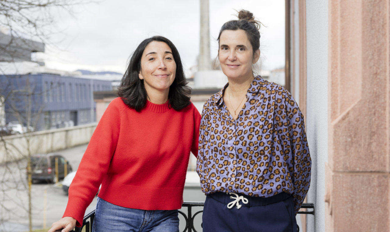 Laurence Perez et Simone Töndury 
sur le même balcon pour une transition 
en douceur. © Guillaume Perret