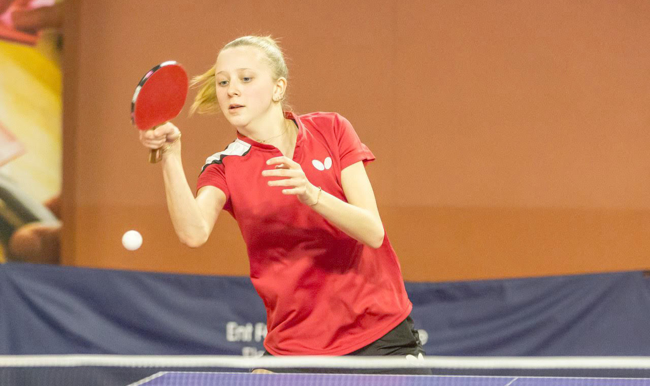 La pongiste chaux-de-fonnière d’adoption Nina Tullii a été sacrée vice-championne suisse en LNA avec le club de Lancy. (photo Géard Mathieu)
