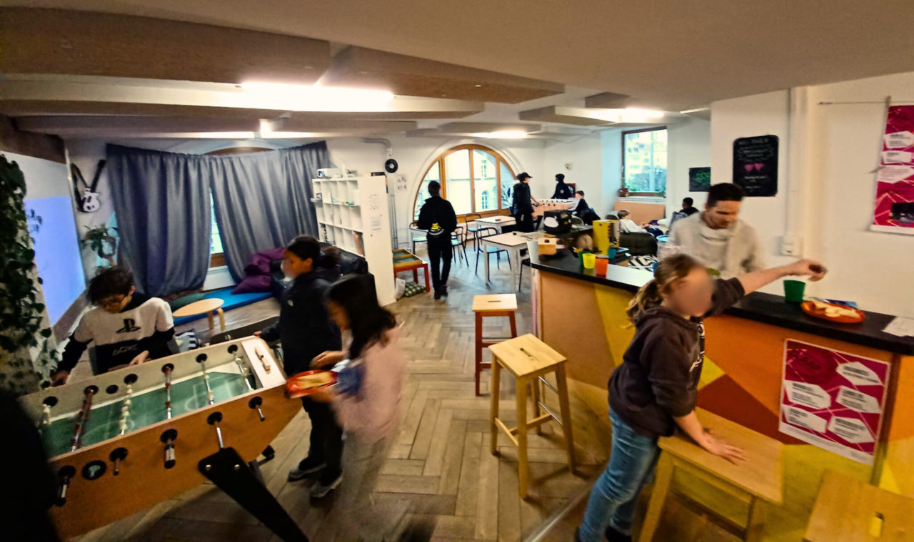 dee4c1f2-7e76-4480-a16a-1c9872f79714 dee4c1f2-7e76-4480-a16a-1c9872f79714