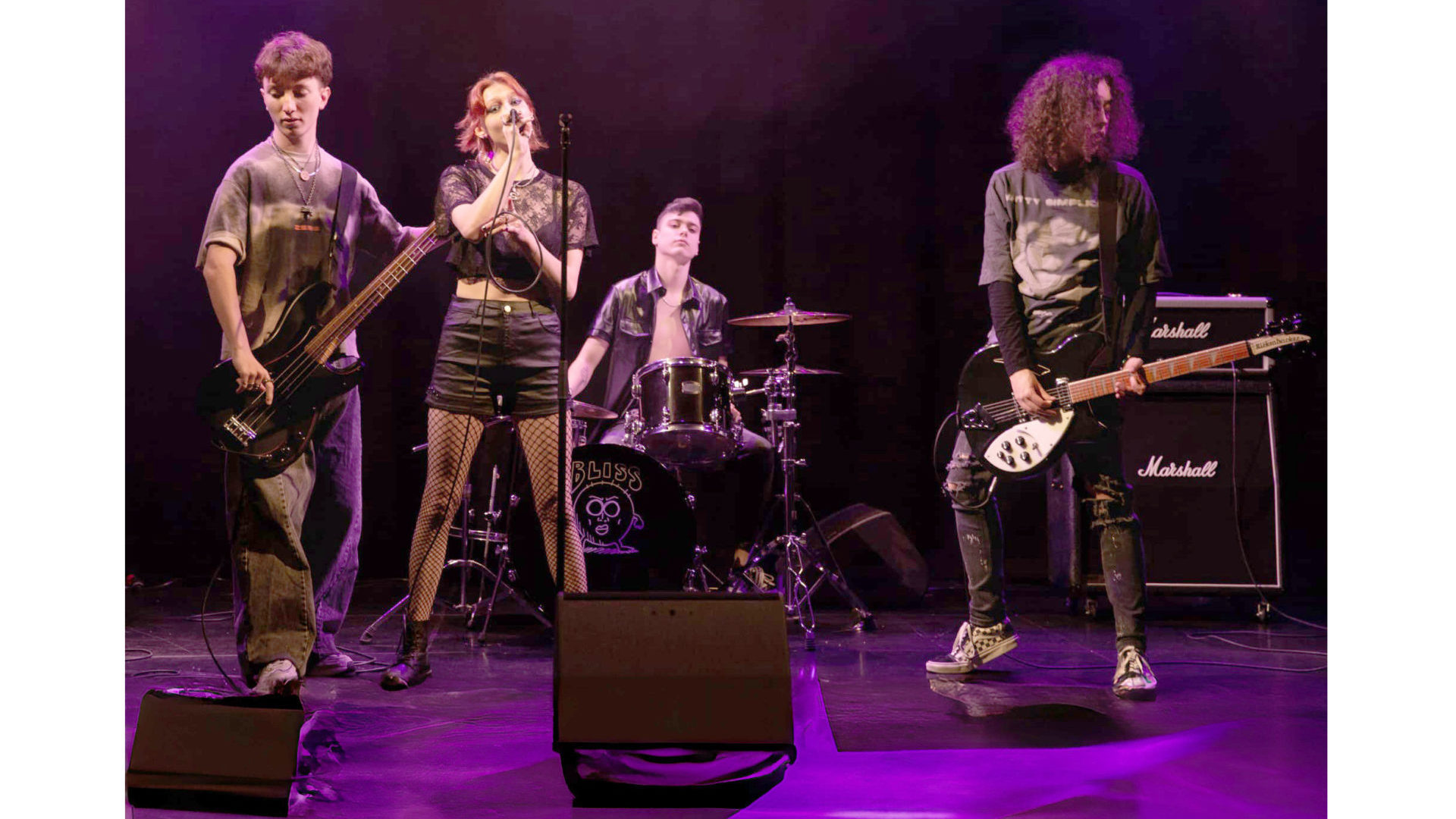 Les quatre membres du groupe Bliss 
(photo: Milla Beuret)